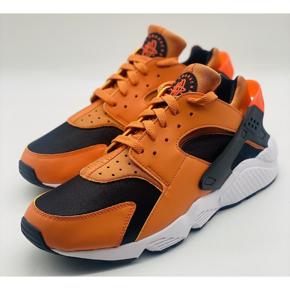NEW Nike Air Huarache Halloween Pumpkin Curry Orange DO6694-800 Men’s Size 11.5